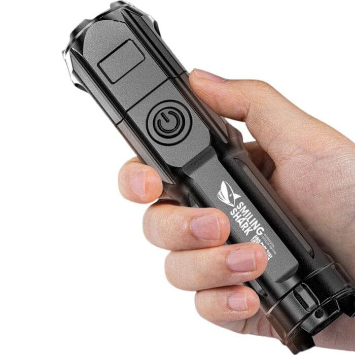 Lanterna Tática Portátil - A Mais Poderosa do Mundo POPLAR850